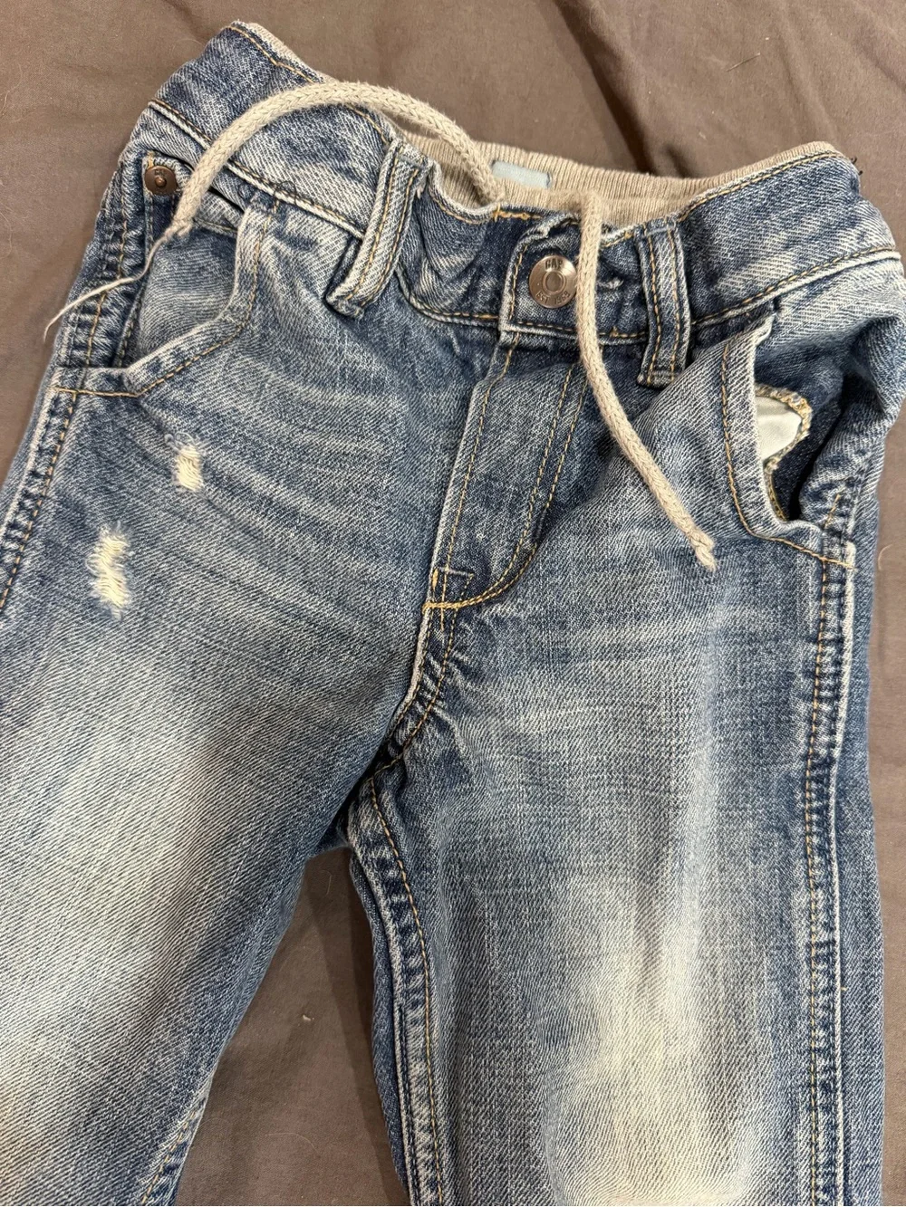 GAP straight leg